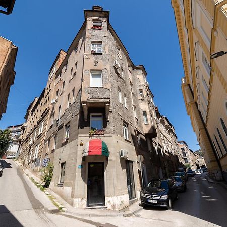 Old Town Colorful Two-Bedroom Apartment Sarajevo Luaran gambar
