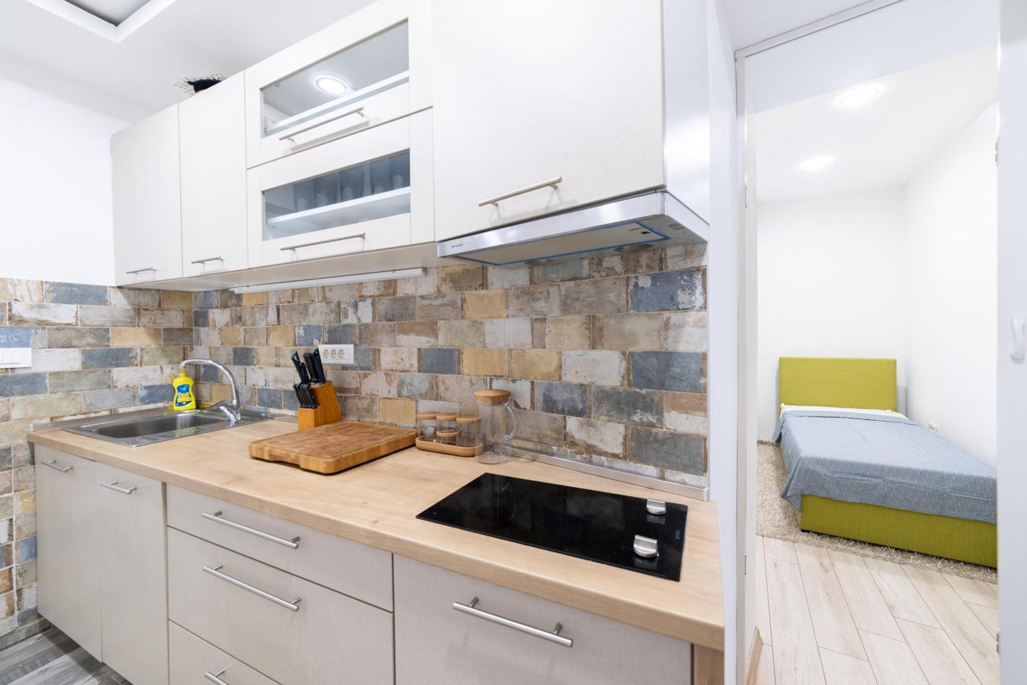 Old Town Colorful Two-Bedroom Apartment Sarajevo Luaran gambar